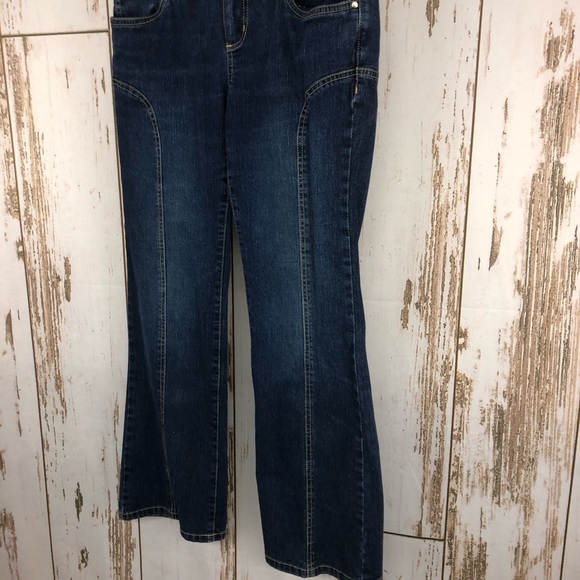 Metro Blues Jeans, Size 4P. Cool side seam detail. In excellent condition! - Picture 2 of 7
